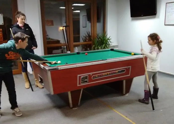 The Castle Complex - 401